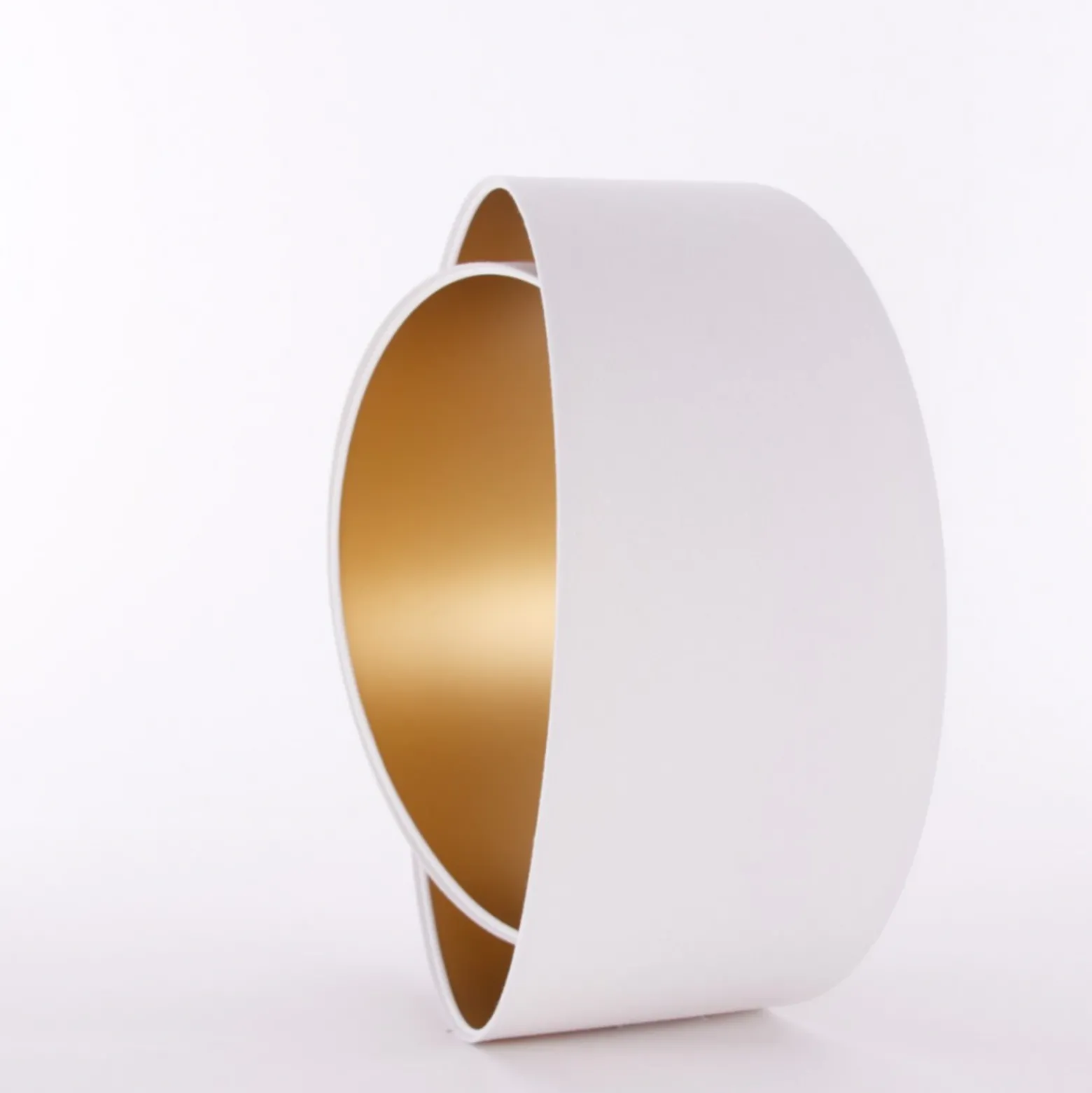 Pantalla de lámpara Chloe, Ø 50 cm, exterior blanco, interior dorado