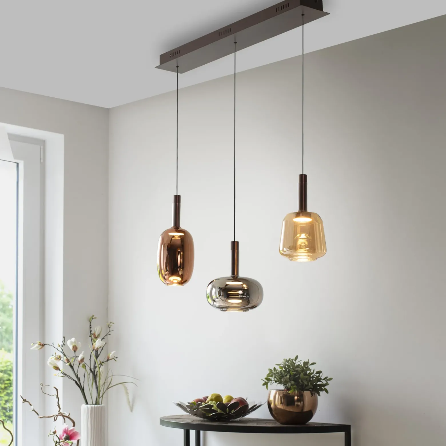 Paul Neuhaus, Irides lámpara colgante LED, longitud 90 cm, color, vidrio