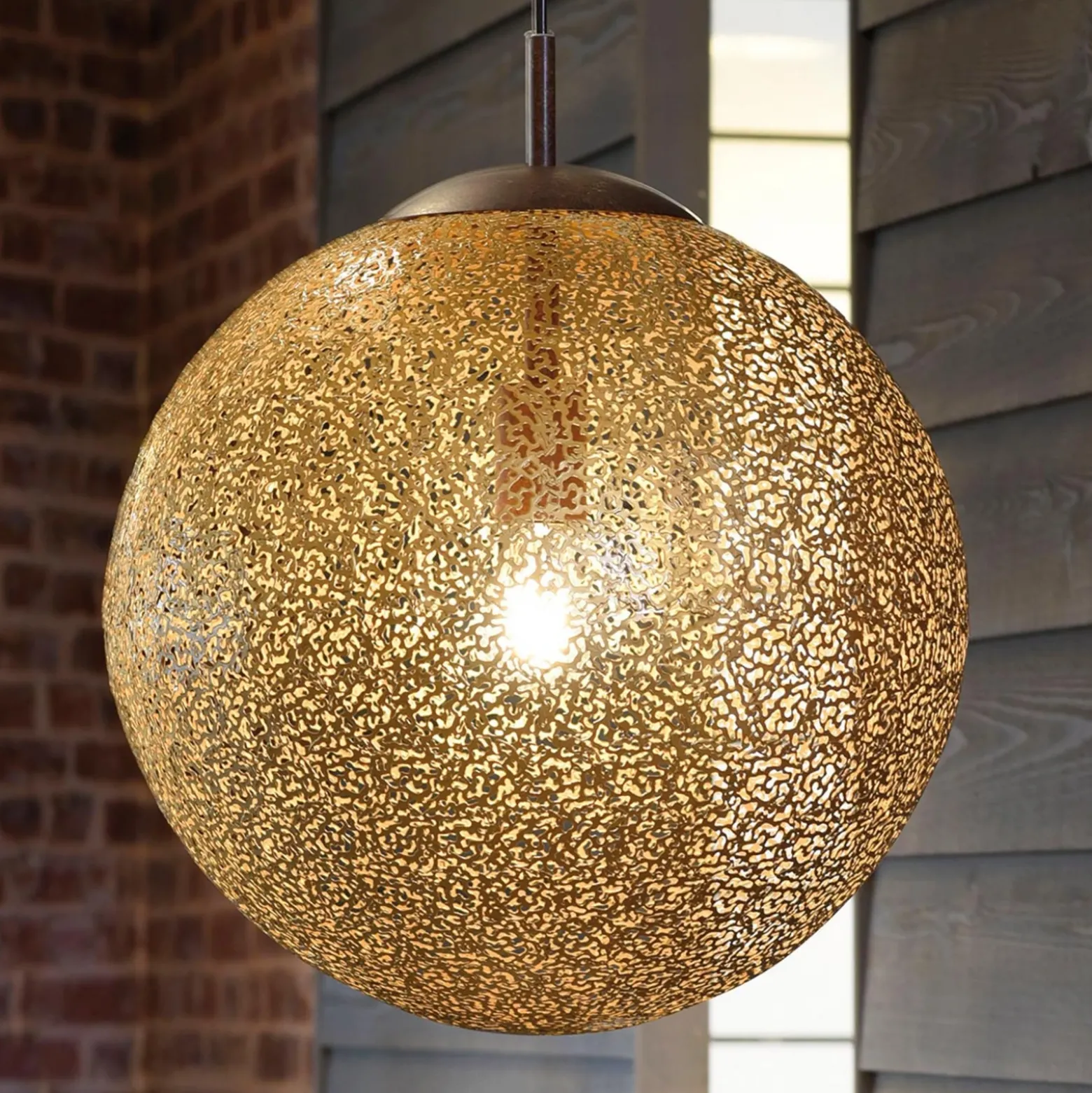 Paul Neuhaus Lámpara colgante Greta, Ø 40 cm, color dorado, metal