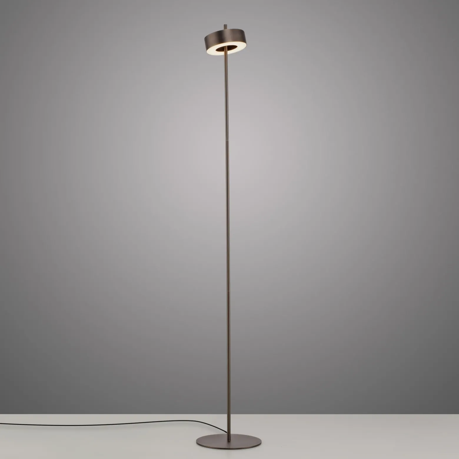Paul Neuhaus Lámpara de pie LED inteligente Q-Rotate marrón oscuro 140 cm