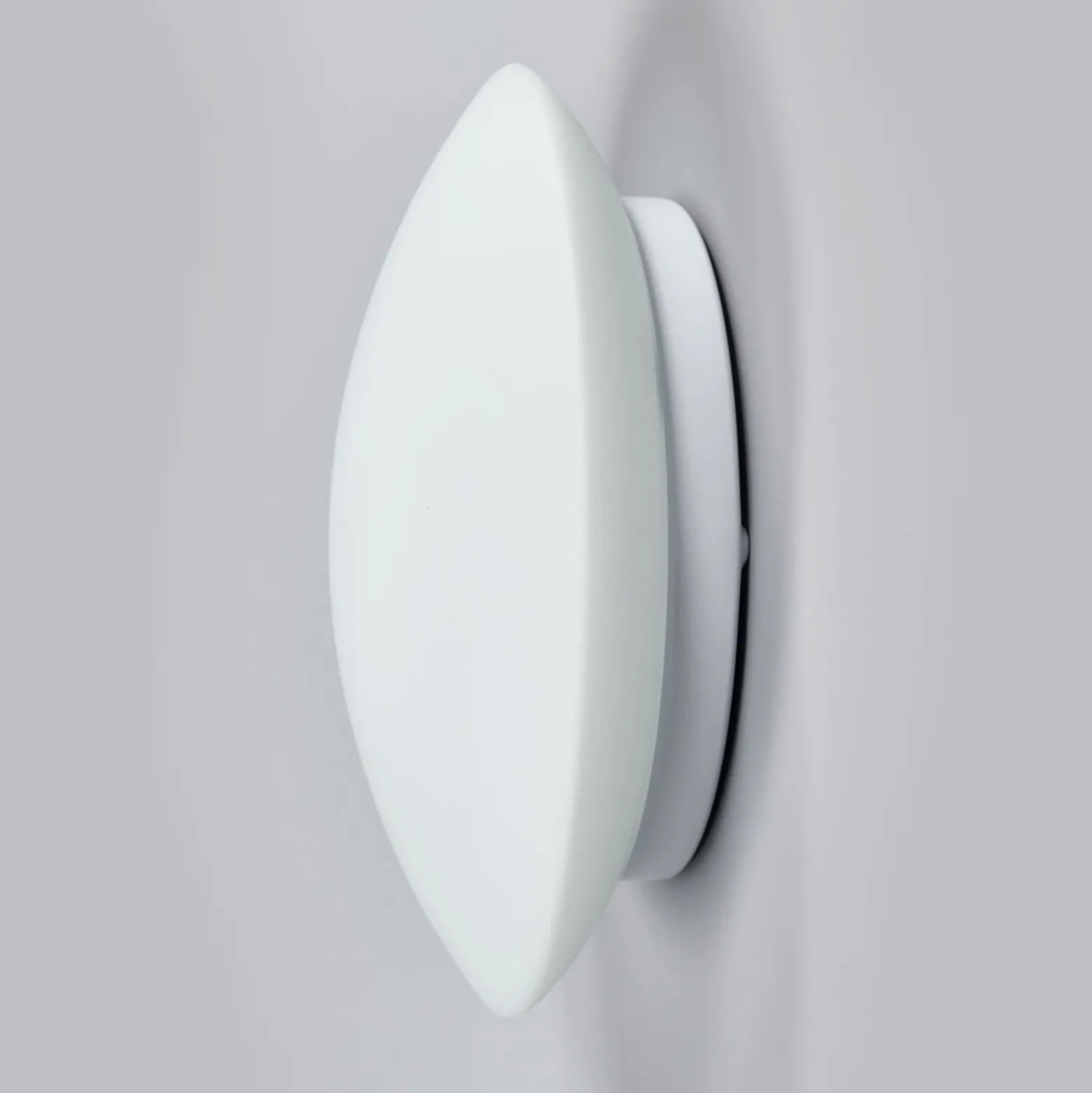 Plafón Alba de cristal opalino, Ø 25 cm