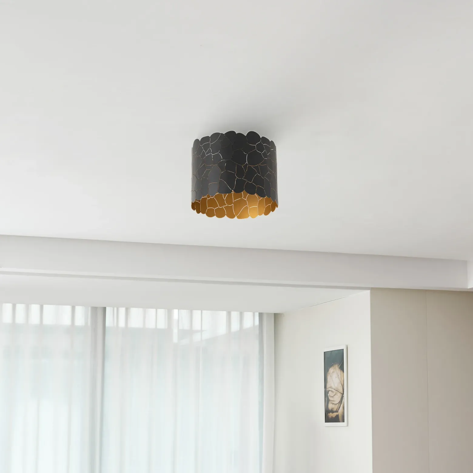Plafón Aralena de Lindby, negro/oro, metal, Ø 26 cm