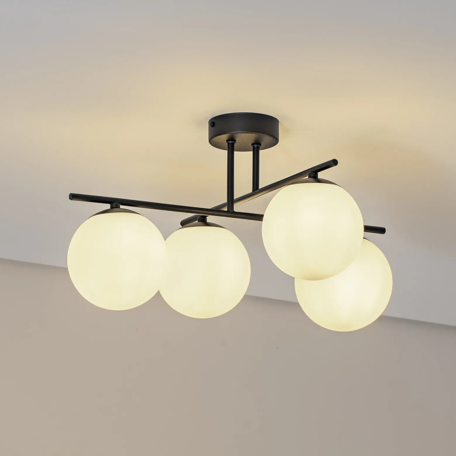 Plafón Aurora, negro, Ø 50 cm, 4 luces, cristal, E14