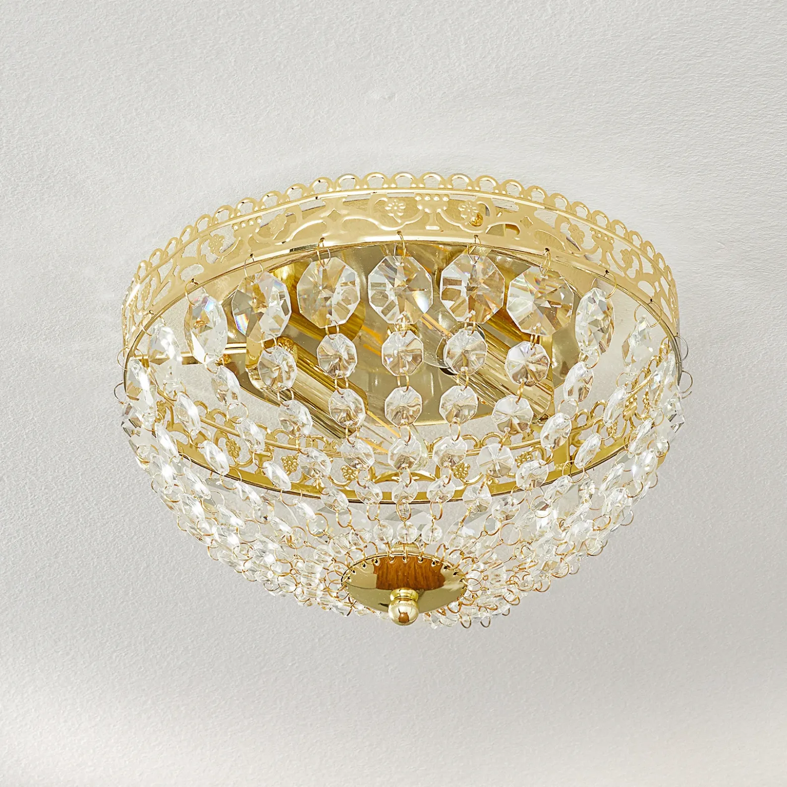 Plafón brillante Saxholm