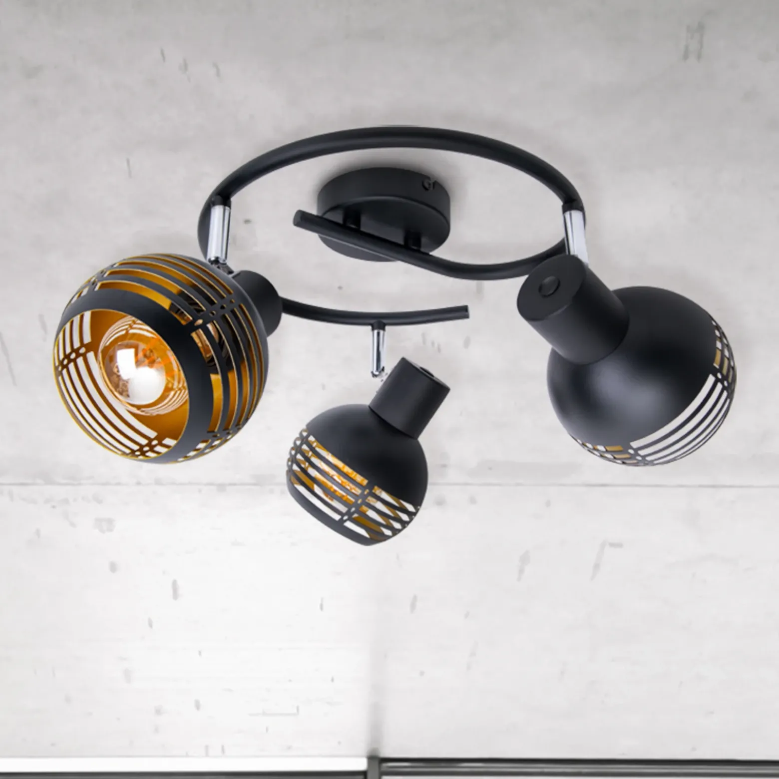 Plafón Casco, 3 luces, negro