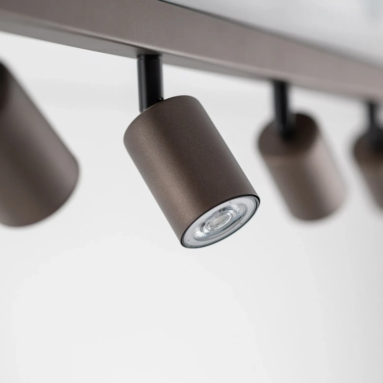 Plafón downlight Top, regulable, marrón, 8 luces lineales