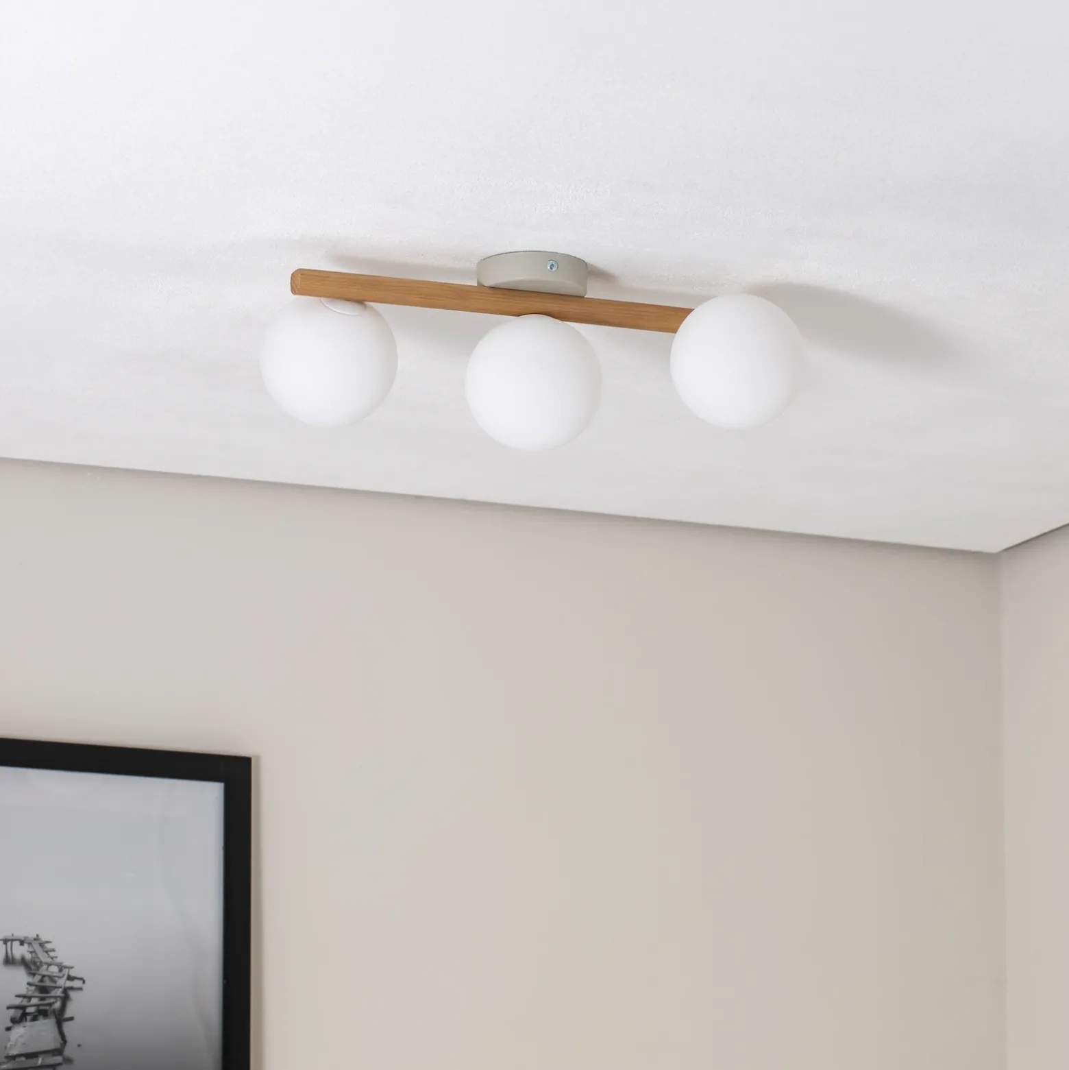 Plafón Estera, cristal opal, madera, 3 luces