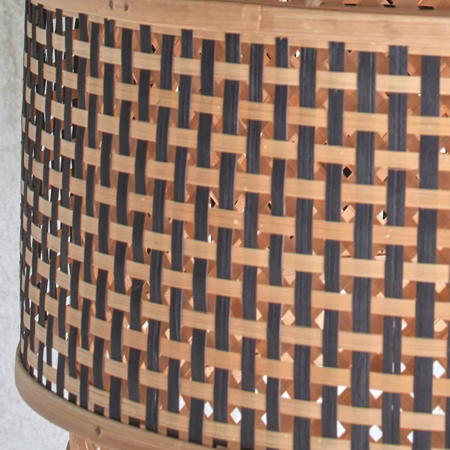 Plafón GOOD & MOJO Bután, de bambú, Ø 40 cm
