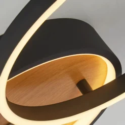 Plafón LED Curio Flush, aspecto madera