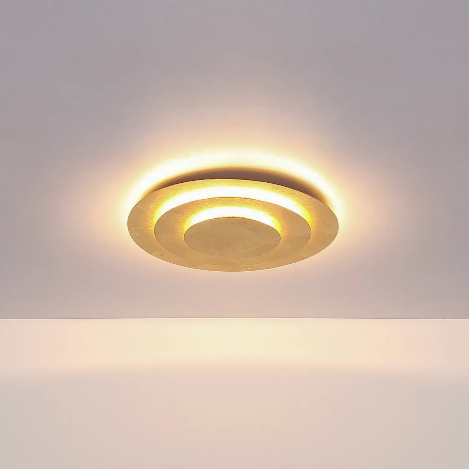 Plafón LED Heda, Ø 35 cm, dorado, metal
