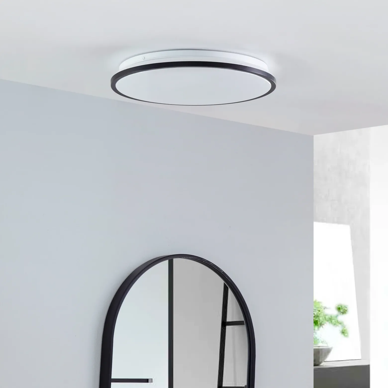 Plafón LED Lindby Glane, Ø 38 cm, negro/blanco, IP44