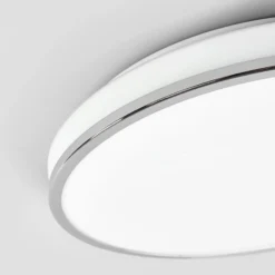 Plafón LED Lindby Lyss, Ø 40 cm, color cromado, IP44