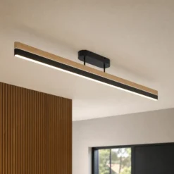 Plafón LED Lucande Holven, negro/madera, CCT, atenuable
