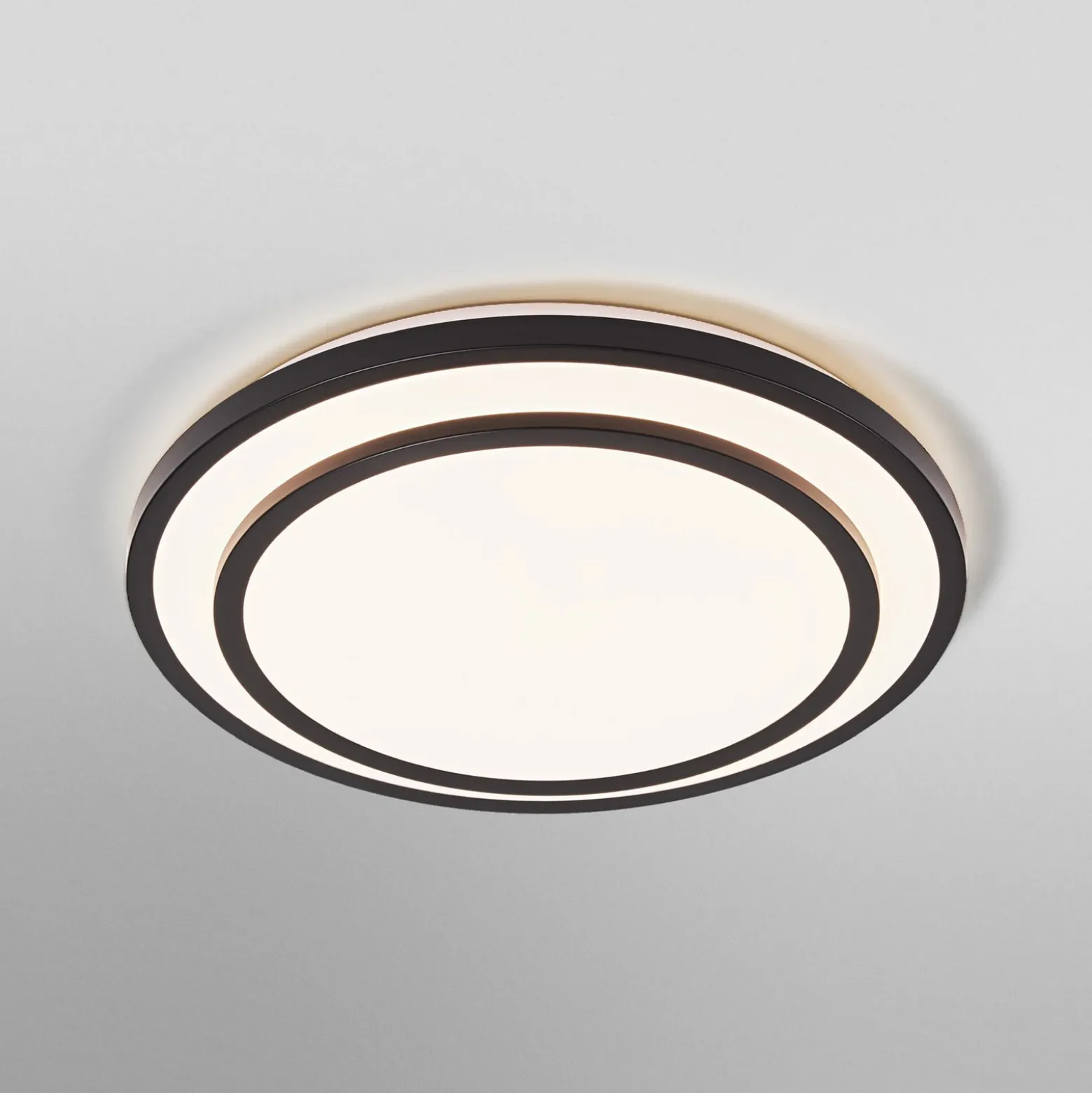 Plafón LED OSRAM ORBIS BERLIN, negro, Ø 39 cm, metal