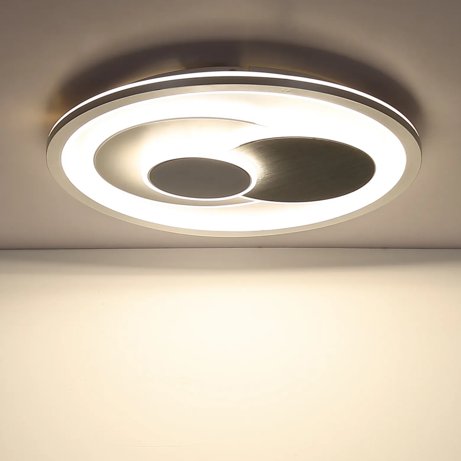 Plafón LED Ruiz I, blanco/plata, Ø 48 cm, CCT