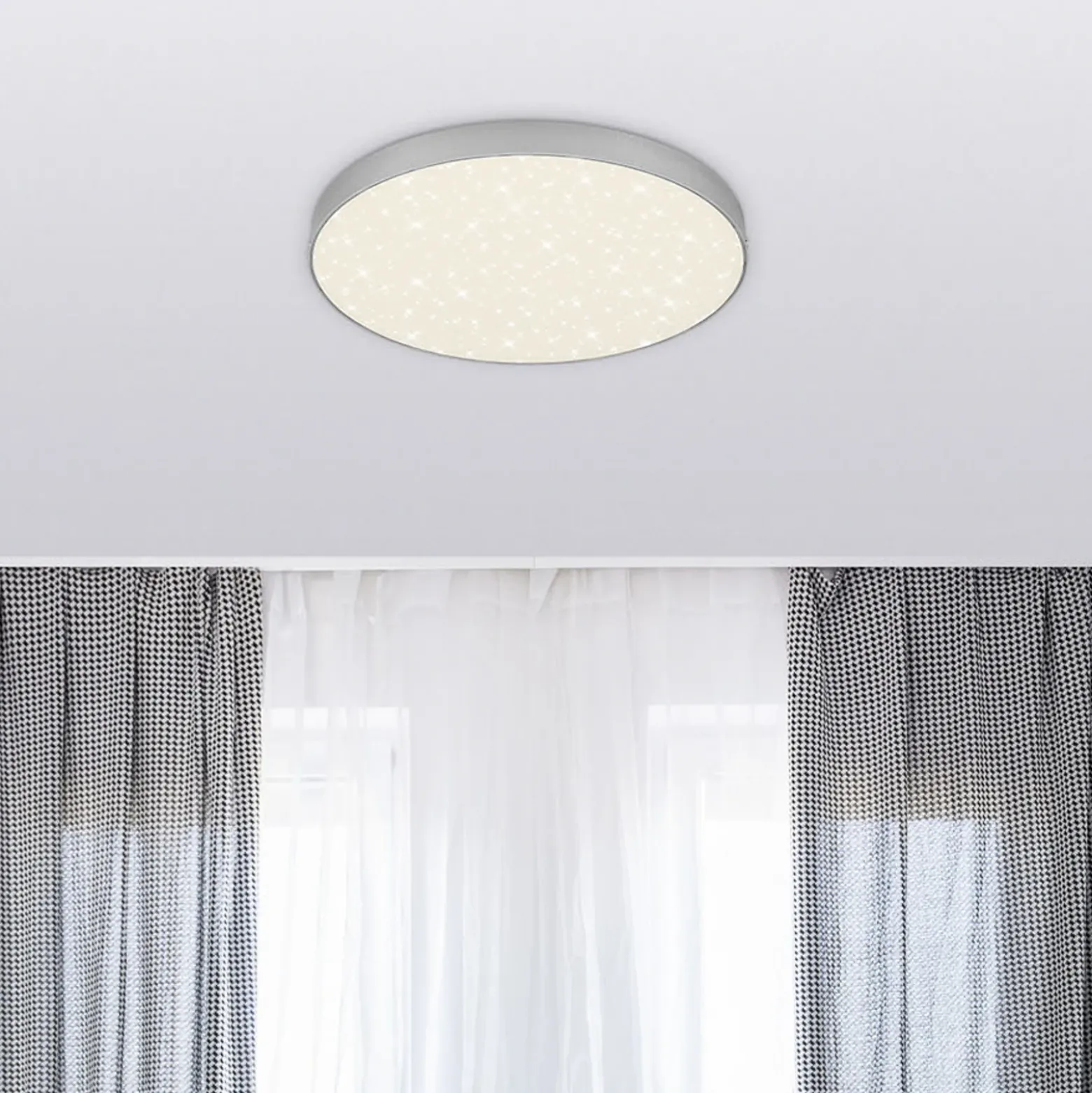 Plafón LED Star de Flame, Ø 28,7 cm, plata