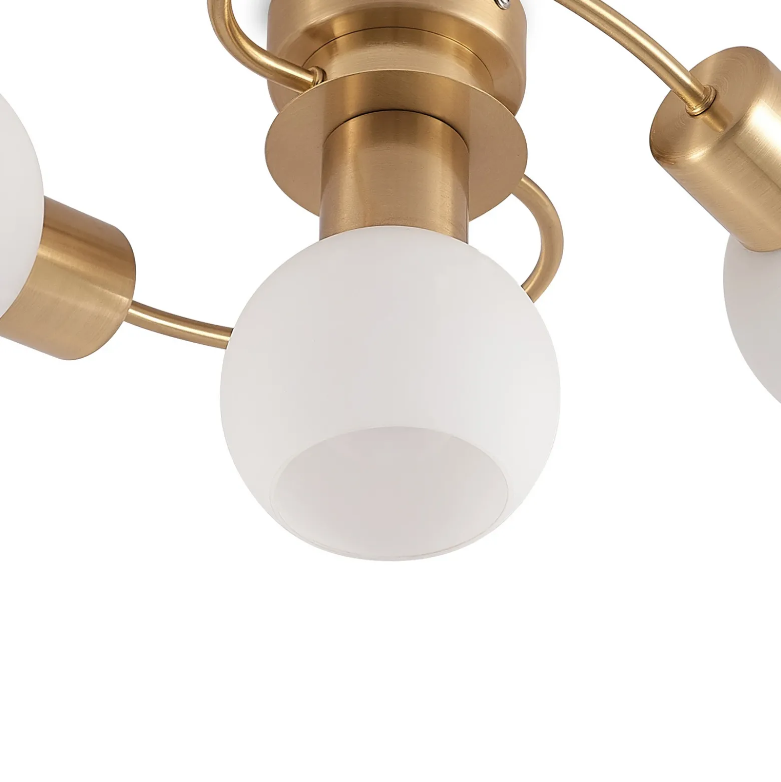 Plafón Lindby Ciala, 3 luces, color latón, cristal