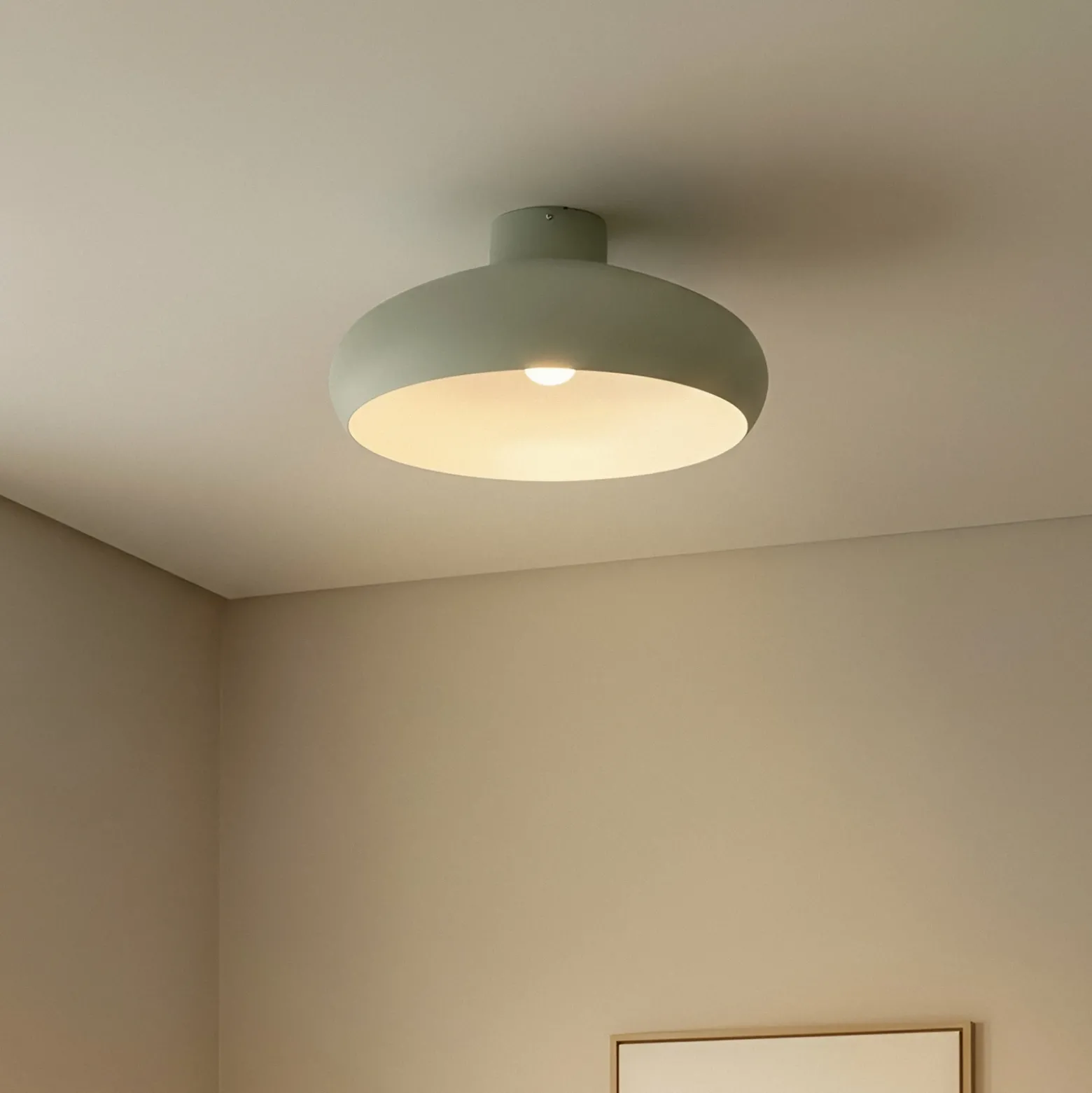 Plafón Lindby Elover, verde claro, Ø 45 cm, hierro