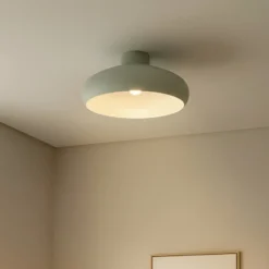 Plafón Lindby Elover, verde claro, Ø 45 cm, hierro