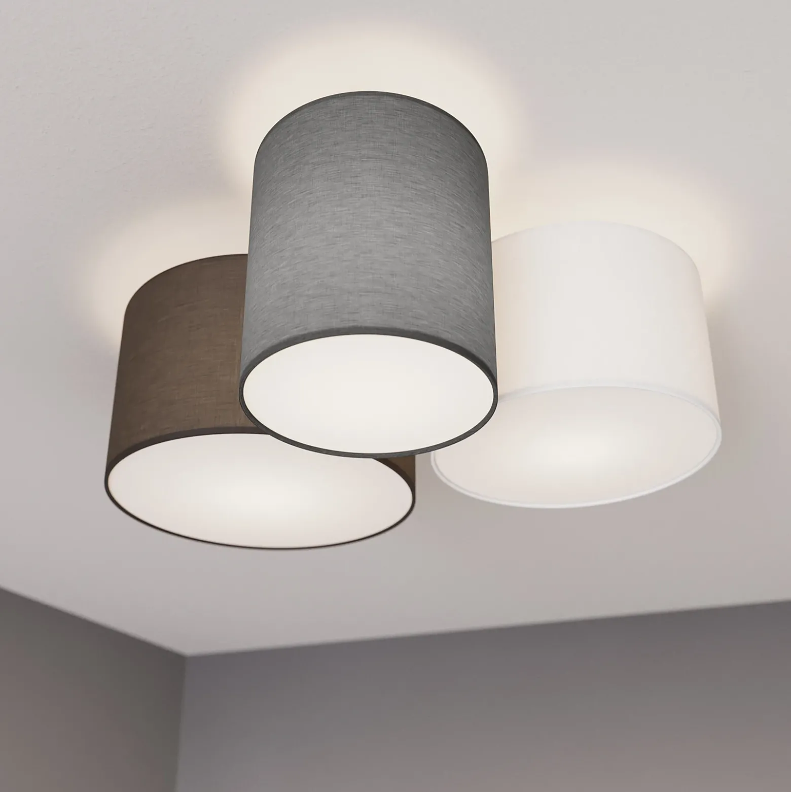 Plafón Lindby Laurenz, 3 luces, gris/marrón, textil