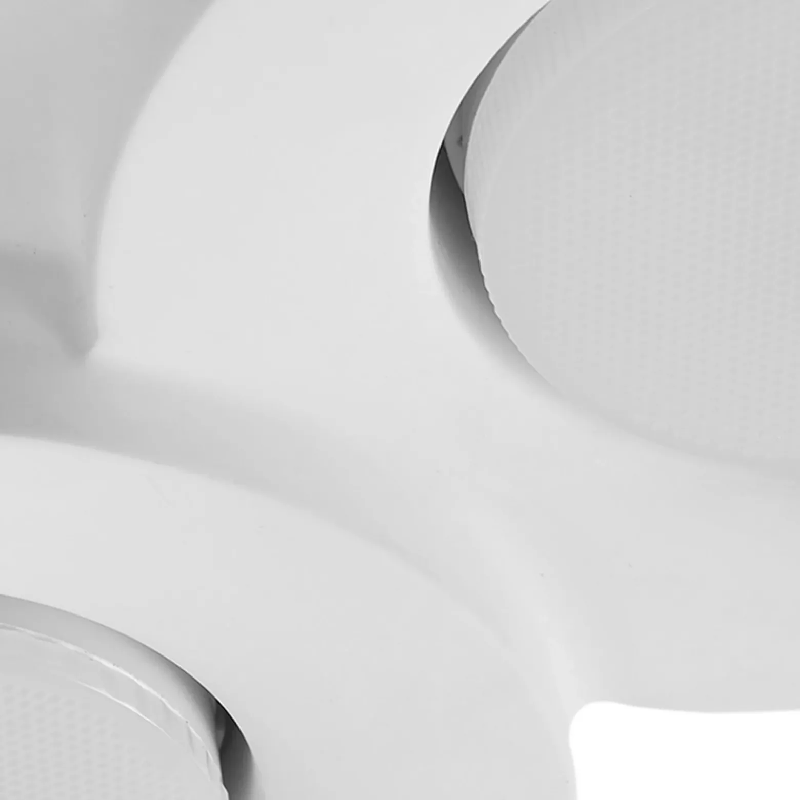 Plafón Lindby Levia, 3 luces, 26x24,5cm, blanco, escayola