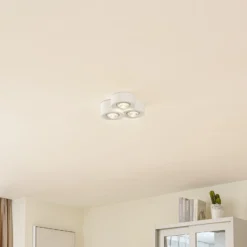 Plafón Lindby Levia, 3 luces, 26x24,5cm, blanco, escayola