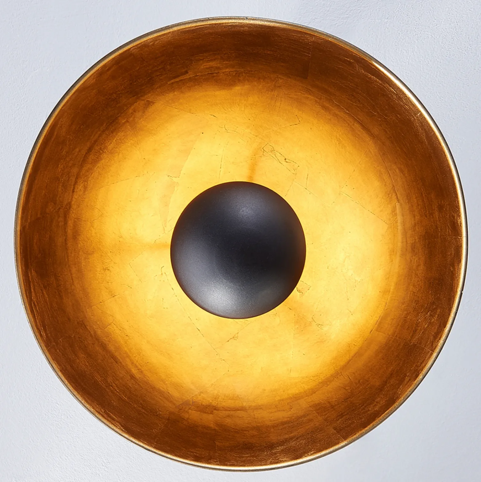 Plafón Lindby Lya, Ø 40 cm, negro-oro, metal