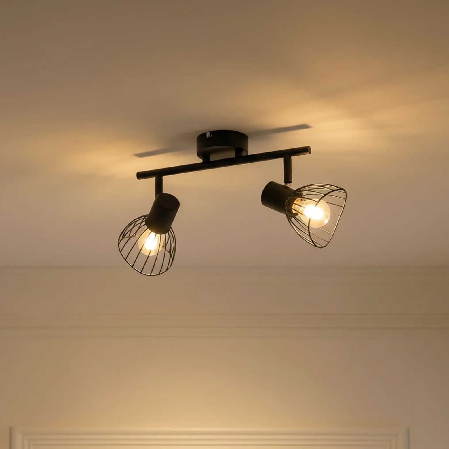 Plafón Lindby Piena, negro, 2 luces, metal, 39 cm