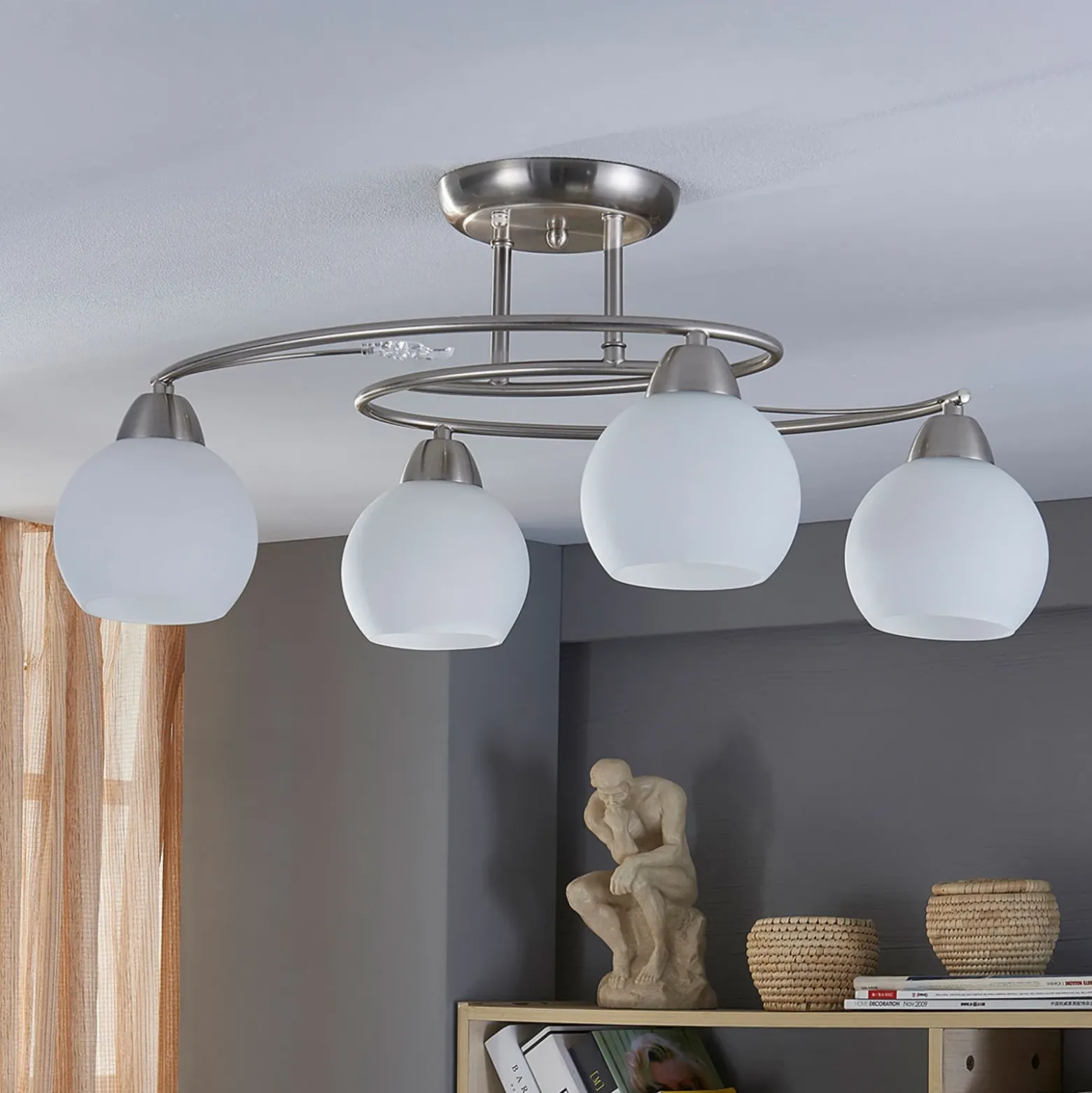 Plafón Lindby Svean, 4 luces, blanco, cristal, longitud 42,5cm