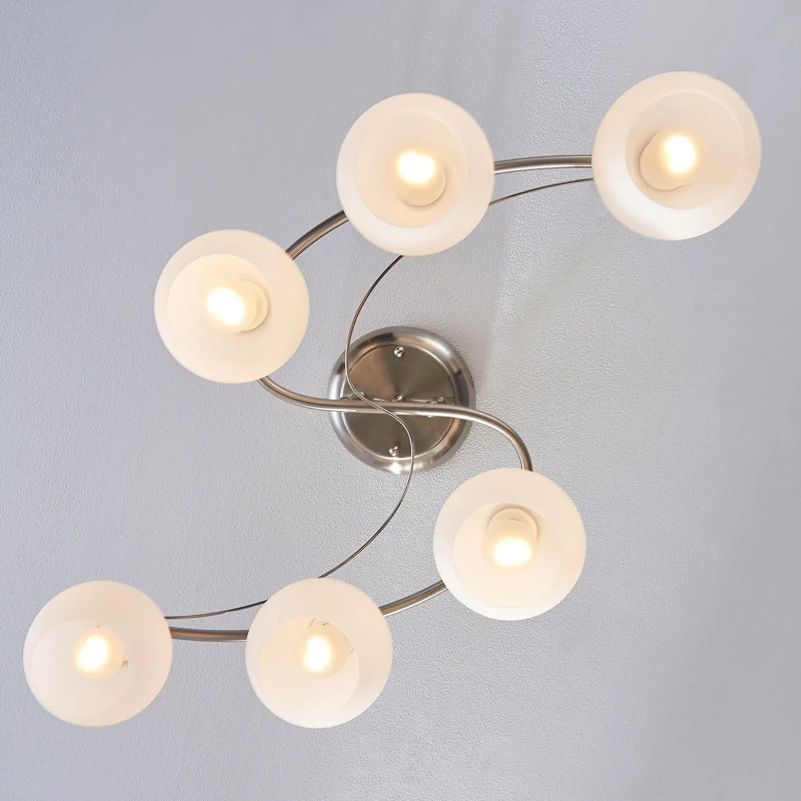 Plafón Lindby Svean, 6 luces, blanco, cristal, longitud 75cm