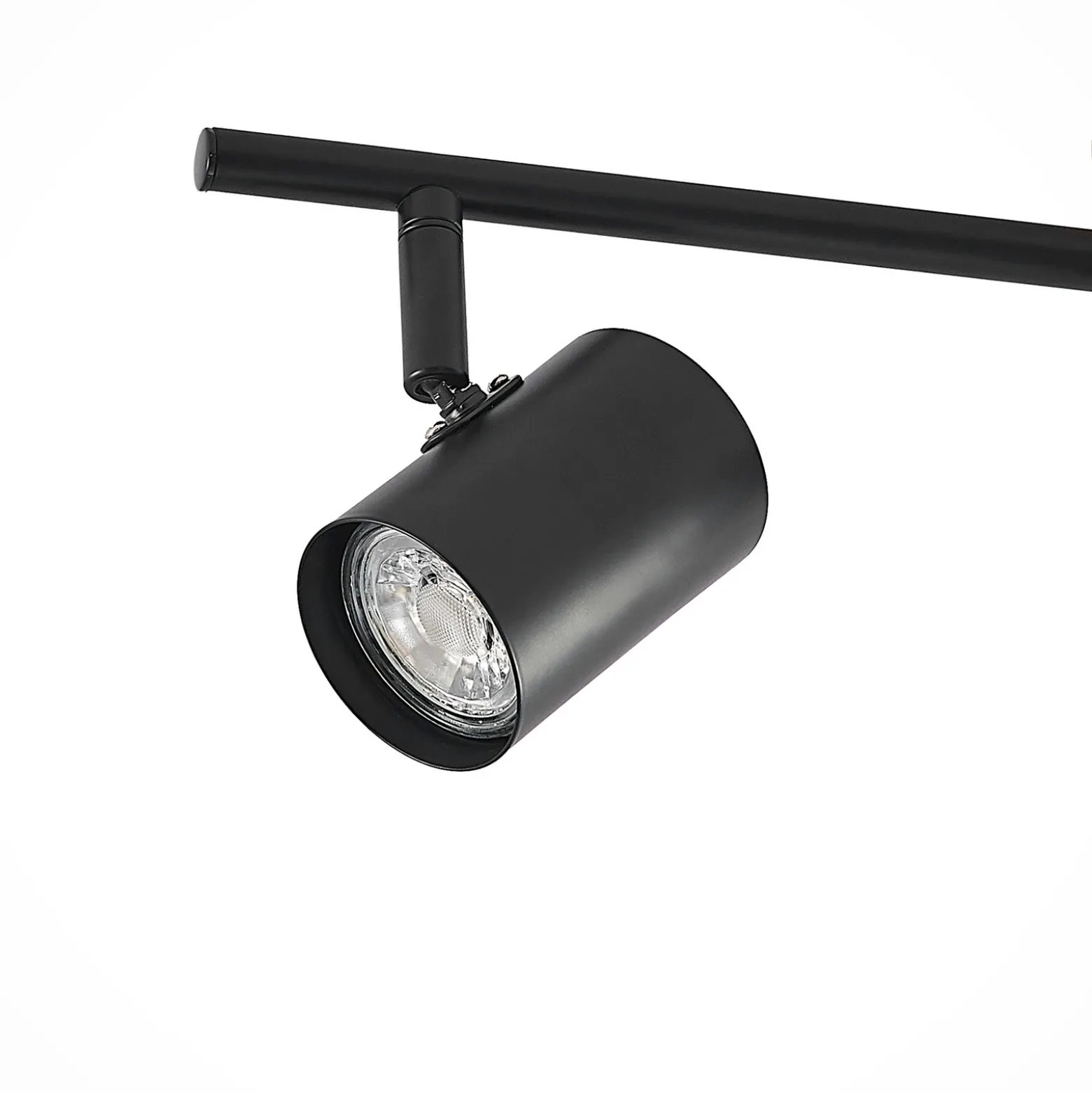 Plafón Lindby Xiomara, 3 luces, 68 cm de largo, madera