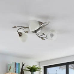 Plafón Lindby Yannie, 3 luces, 50cm, níquel/blanco, cristal