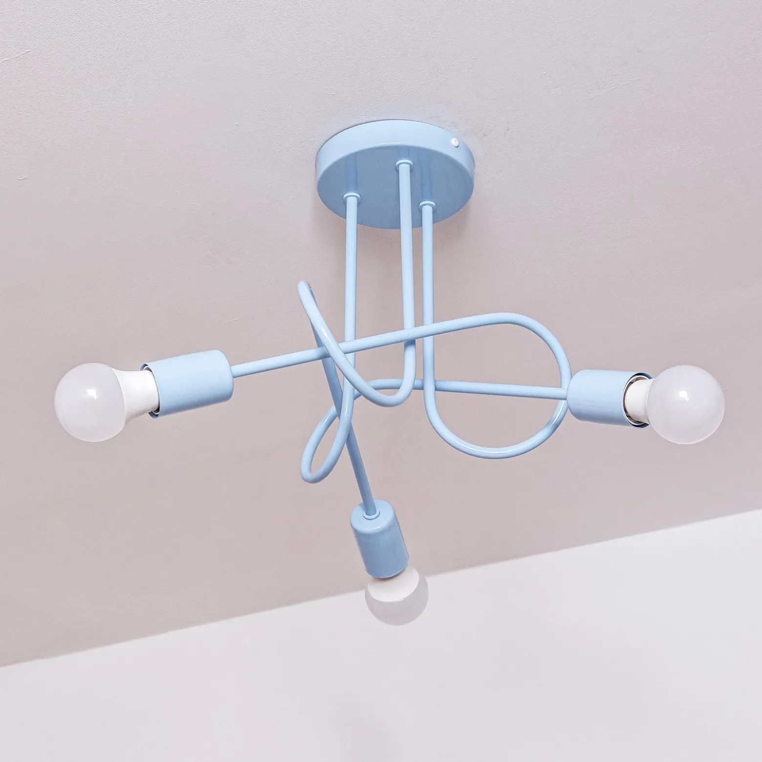 Plafón Oxford, Ø 44 cm, azul claro, metal, 3 luces