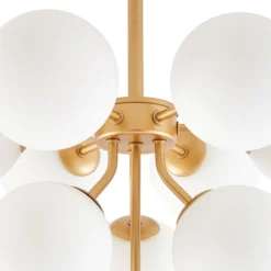 Plafón Peyton de Lucande, de 10 luces, dorado/blanco, cristal