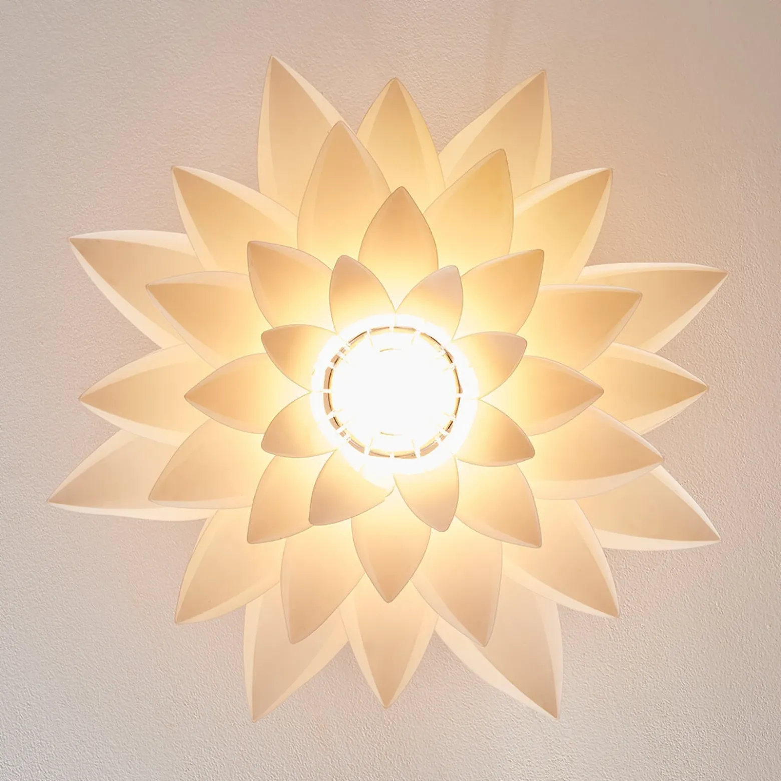 Plafón Rimon de Lindby, blanco, plástico, Ø 50 cm, E27