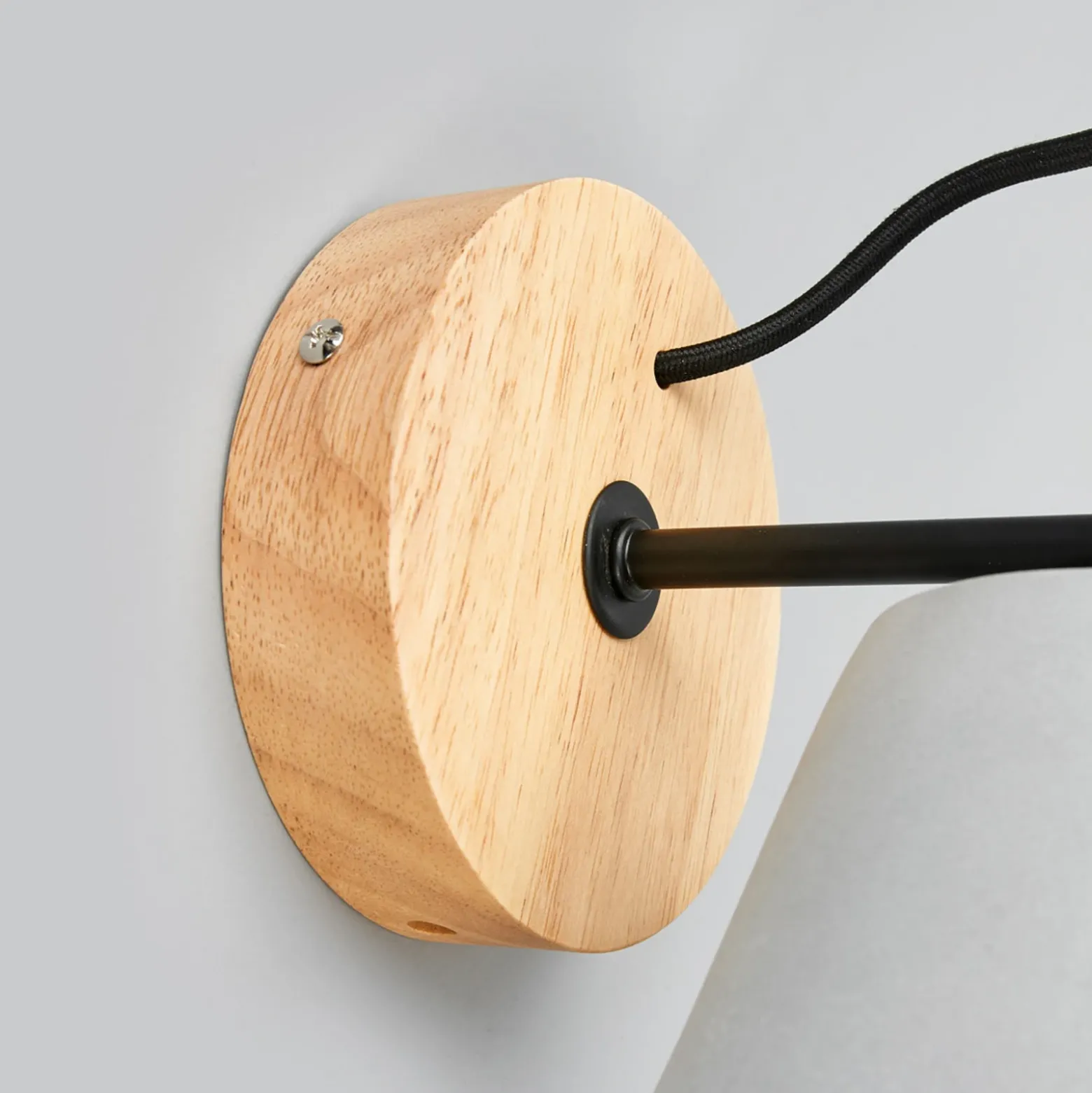 Possio - Aplique de pared con pantalla de hormigón y madera