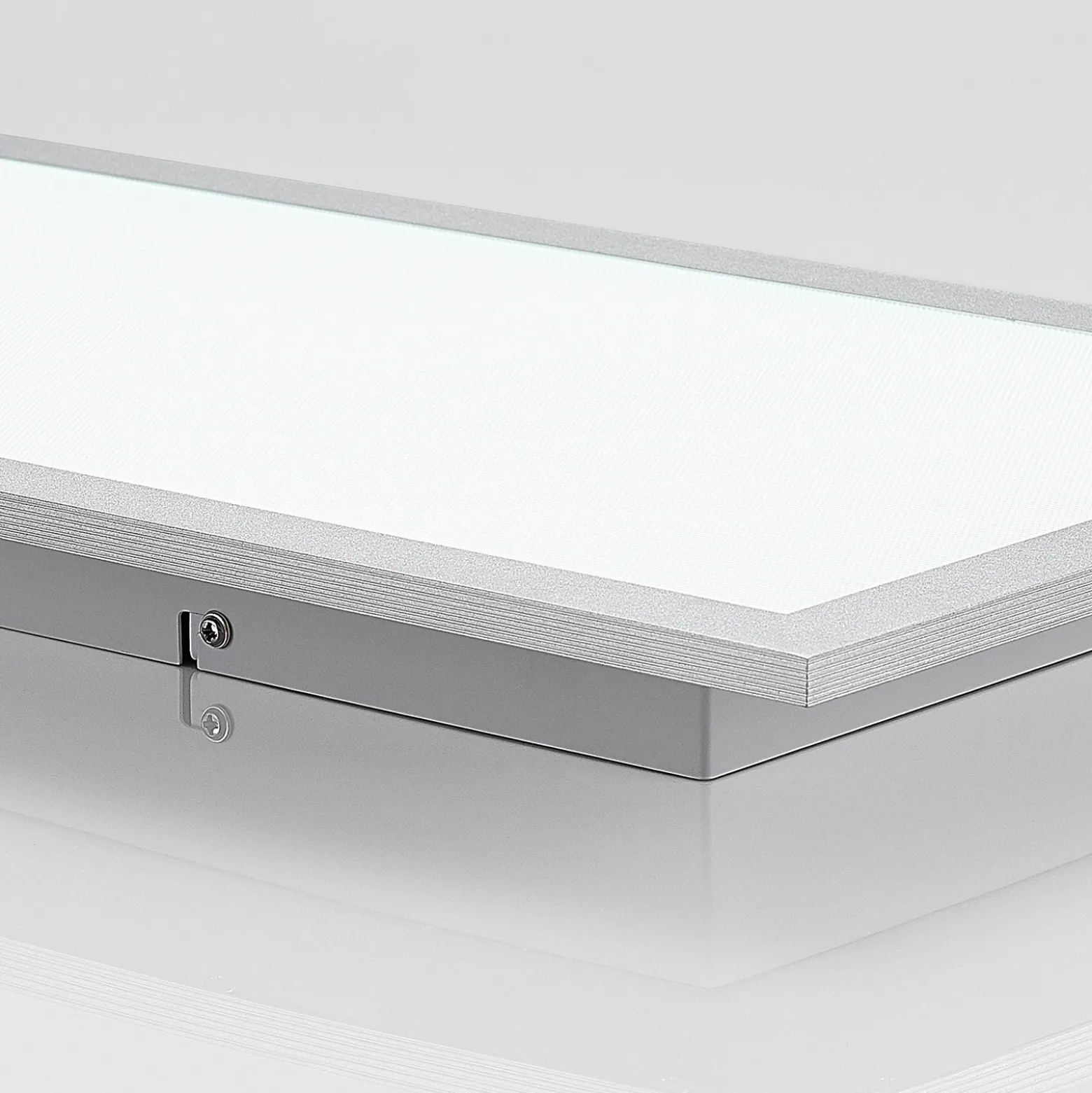 Prios panel LED Gelora, 80 cm, 4.000 K, color plata, aluminio