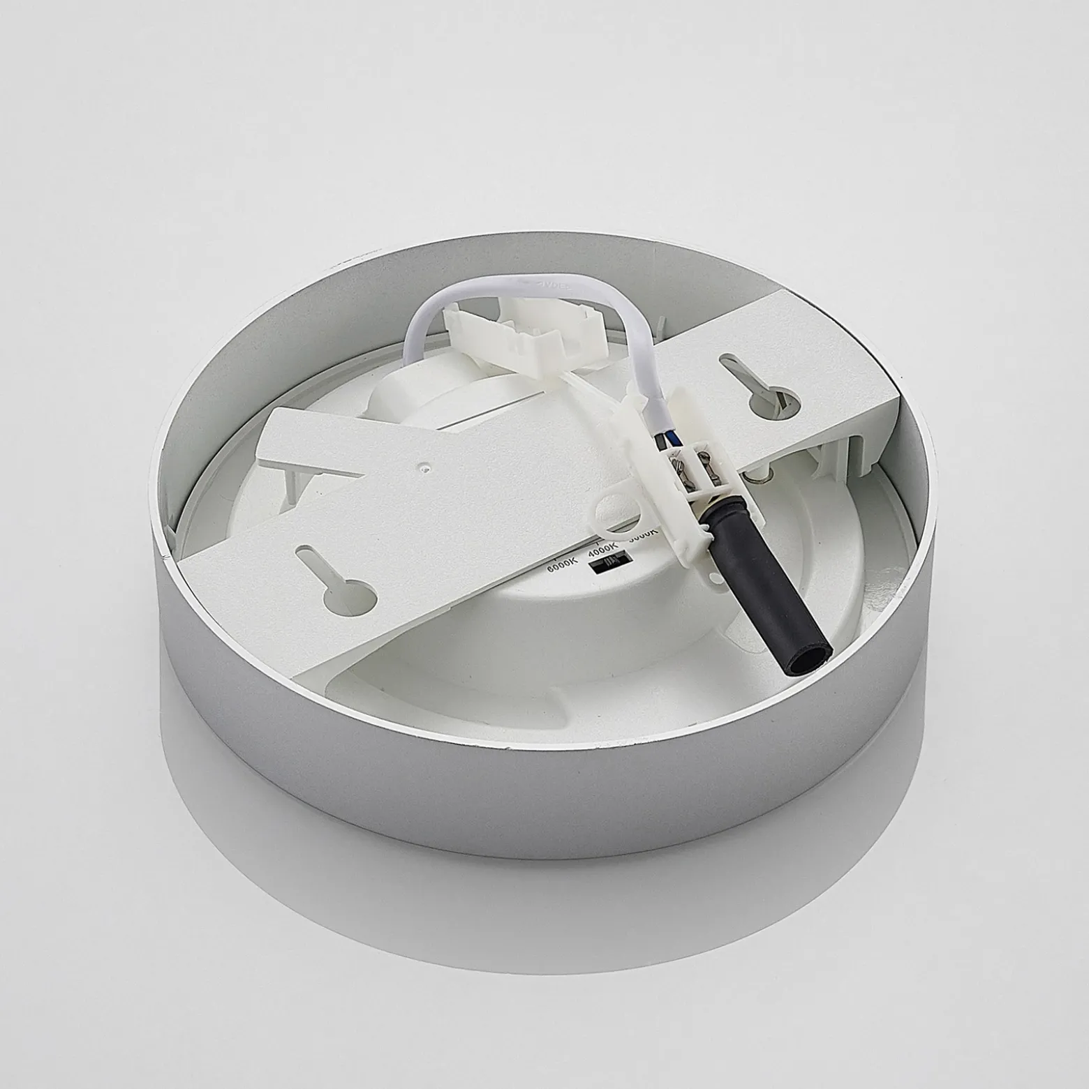 Prios Plafón LED Edwina, plata, 18 cm, CCT, IP44