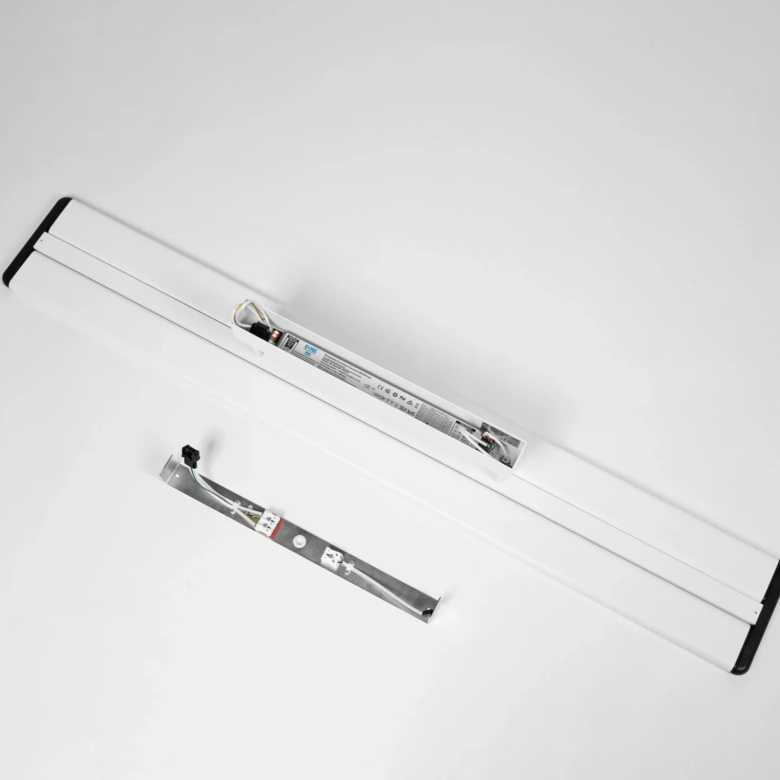 Prios Yuela lámpara LED de techo, DALI, 120 cm, plata