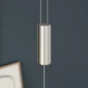 Quitani Lámpara colgante LED Alin, longitud 138 cm, roble natural