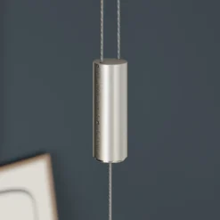 Quitani Lámpara colgante LED Alin, longitud 138 cm, roble natural