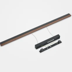Quitani Lámpara colgante LED Keijo, negro/nuez, longitud 143 cm