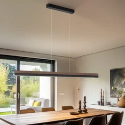 Quitani Lámpara colgante LED Keijo, negro/nuez, longitud 143 cm