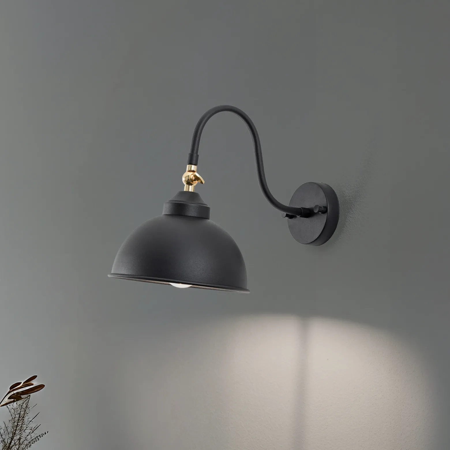 Saglam 3742 aplique de pared, regulable, negro