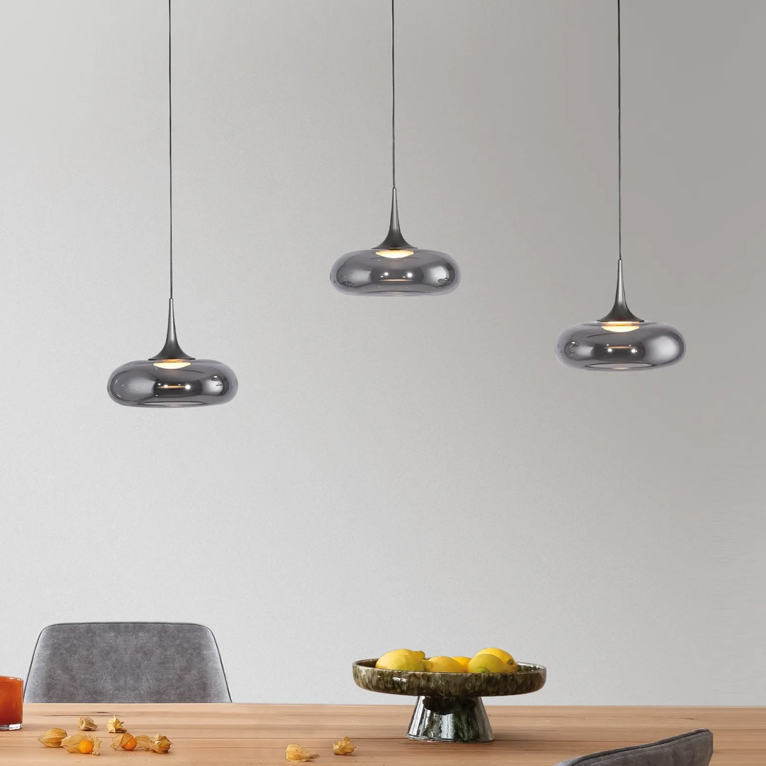 SCHÖNER WOHNEN Lámpara colgante LED Posh 3 luces, cristal ahumado, 3000 K