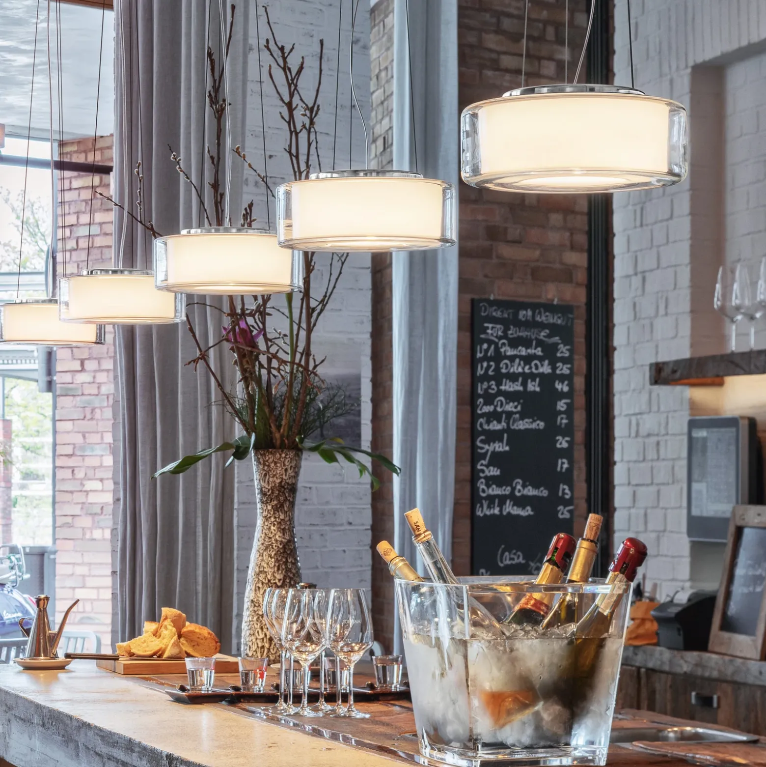 serien.lighting Curling M cuerda 927 vidrio/cyl.