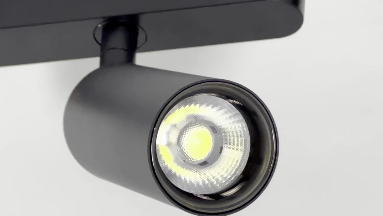 Sistema de rieles de 48 V, focos Lumaro de 5 luces, negros, Ø 4 cm, atenuables