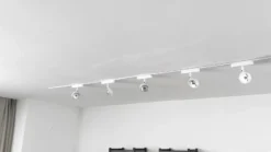 Sistema de rieles Lumaro de 48 V, focos, 5 luces, blanco, Ø 7 cm, atenuables