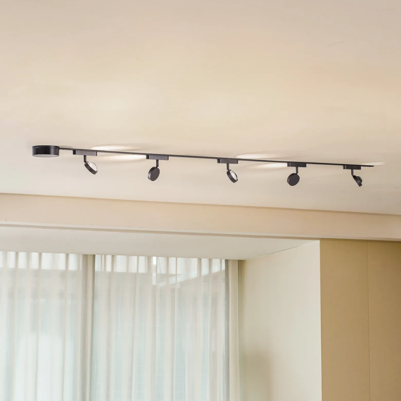 Sistema de riel 48 V Lumaro, focos, 5 luces, negro, Ø 7,3 cm