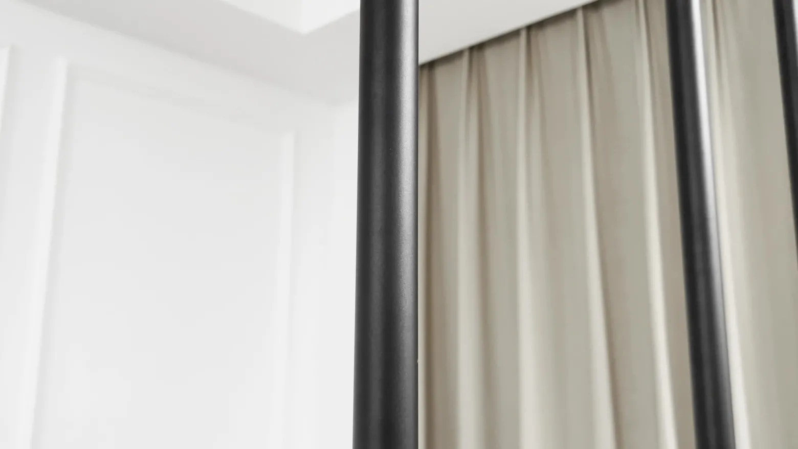 Sistema de riel 48 V Lumaro, pendular, 5 luces, negro, atenuable